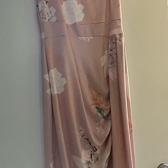 Off Shoulder or On Light Pink Floral Dress Side Slit - Picture 4 of 4